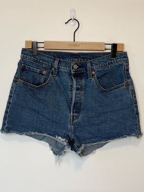 Levis 501 denim shorts , sz : 30